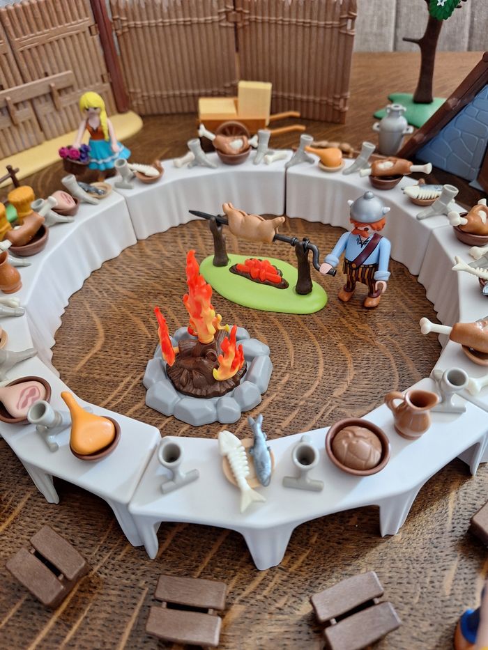 Playmobil  Asterix le banquet gaulois + Panoramix + Romains - photo numéro 2