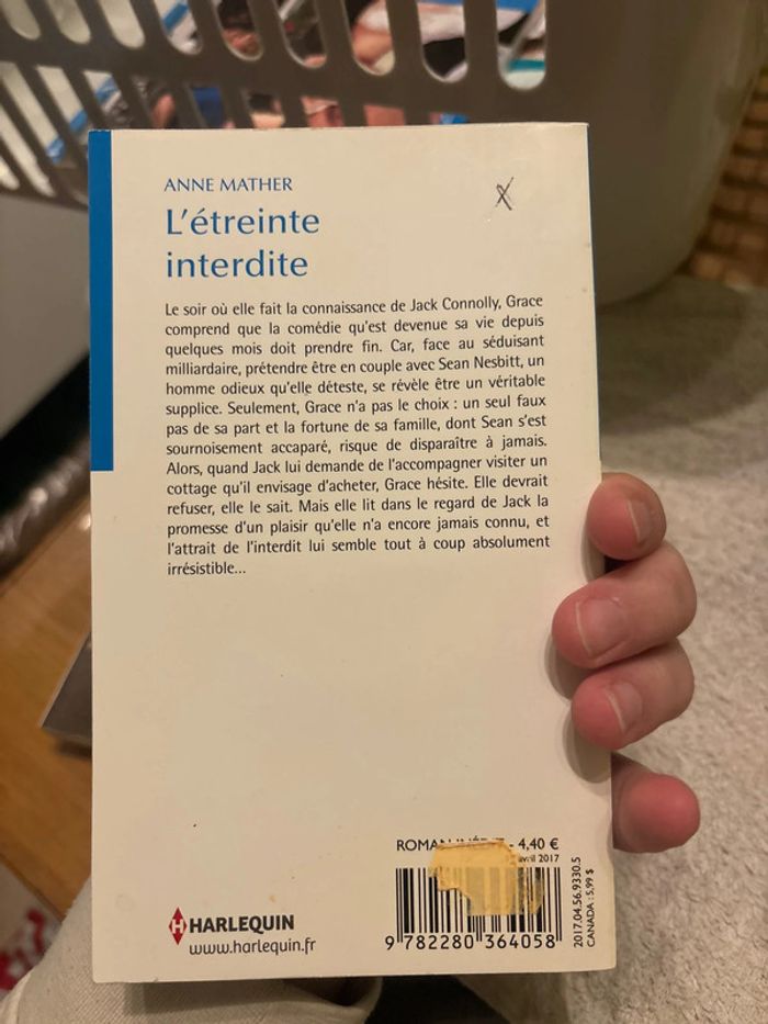 L’étreinte interdite - photo numéro 2