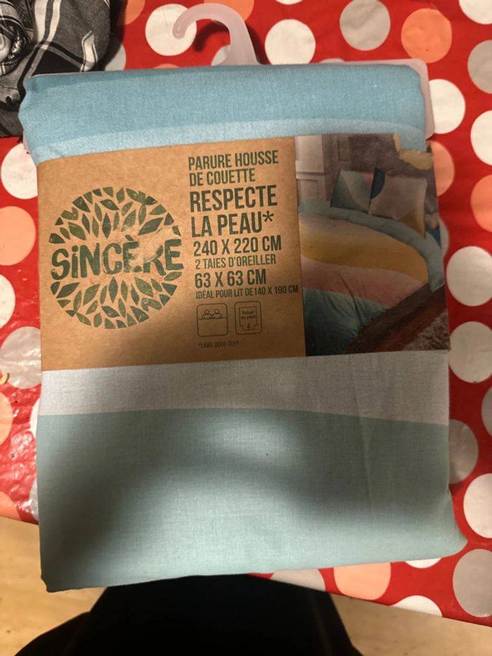 Parure housse de couette et 2 tête de oreilles 100pour 100 coton