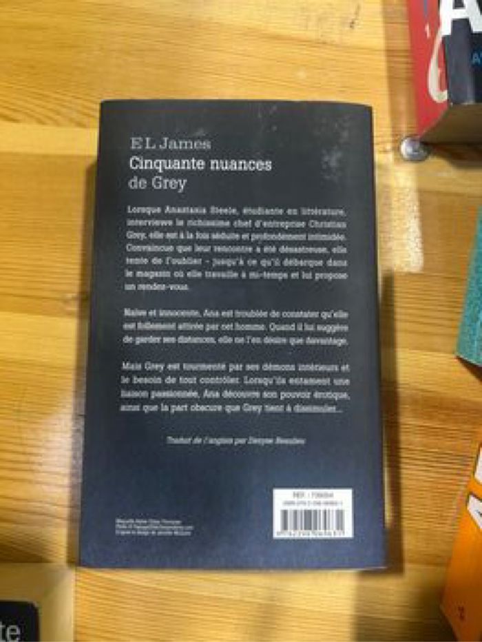 livre cinquante nuances de grey - photo numéro 2