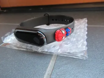 Montre Spiderman noire Marvel Avengers neuve