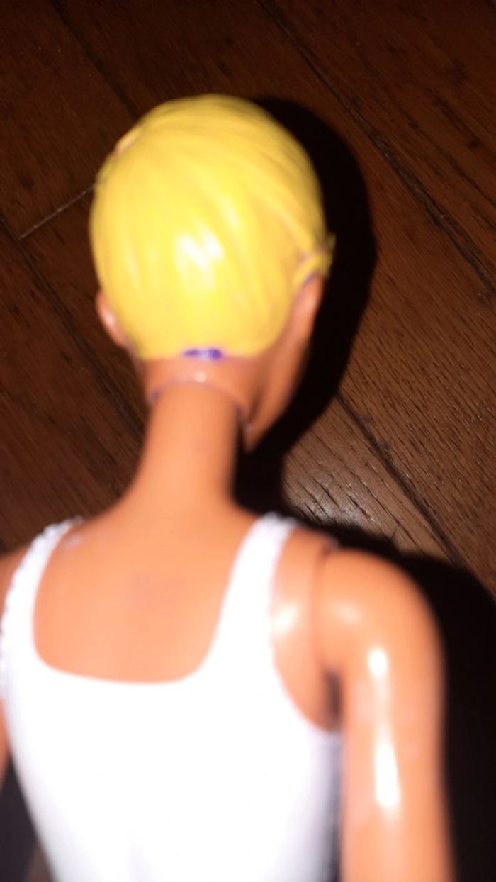 Barbie color reveal noire jaune - photo numéro 4