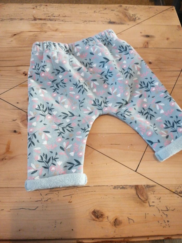 Pantalon fleuri - photo numéro 5