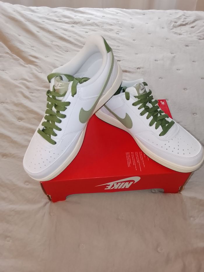 Nike court vision low blanche taille 40