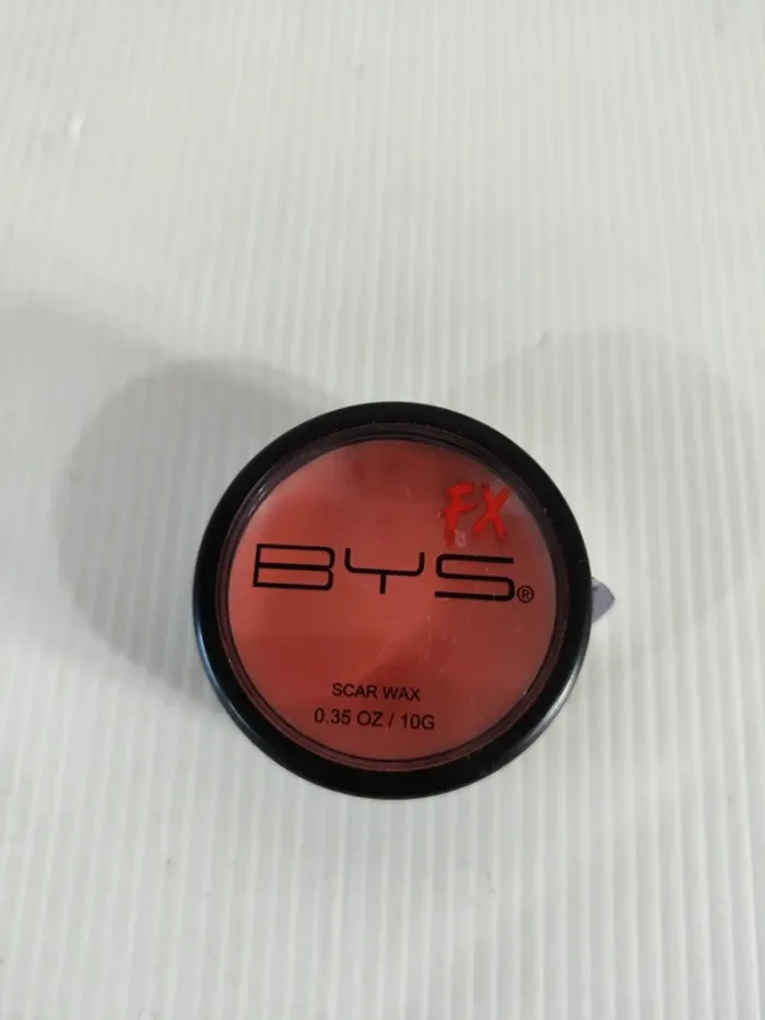Bys fx cire pour cicatrices 10 gr rose valeur 6€   à utiliser 12M après ouverture