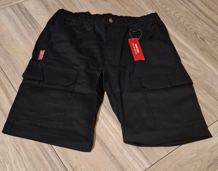 Short homme Cargo  résistant travail noir
