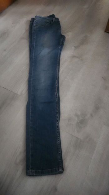 Jean tommy hilfiger taille 38