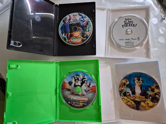 Lot 4 dvd enfant, TBE 💿 - photo numéro 3