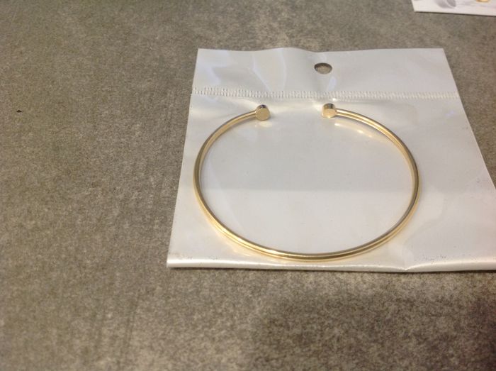 Bracelet jonc en métal doré et strass neuf - photo numéro 6