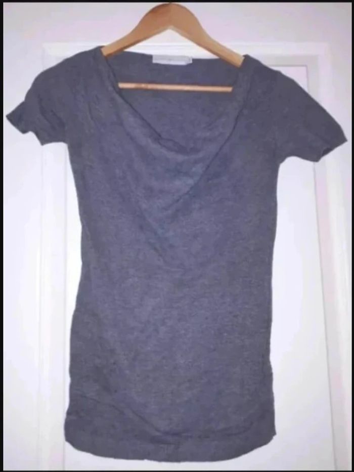 pull gris manches courtes col évasé taille 1 S / 36 Très bon état Cache Cache