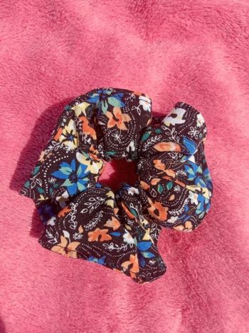 Chouchou noir multicolore