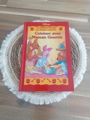 Livre les premières histoireq de winnie l'ourson