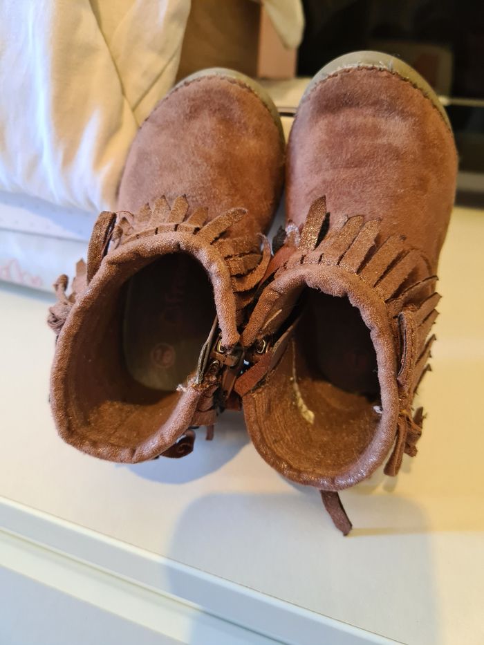 Lot 3 paires chaussures taille 19 - photo numéro 4