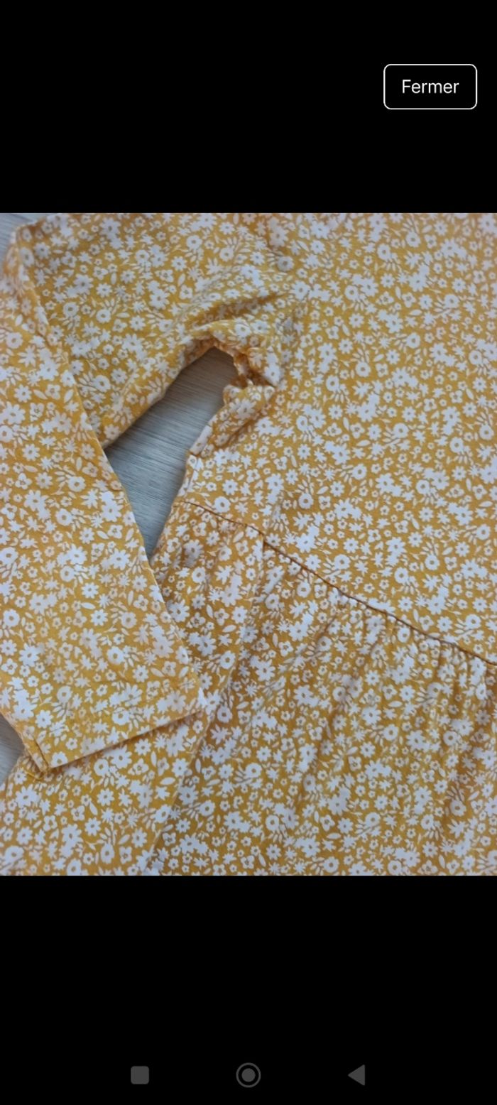 Robe fleurie - photo numéro 2