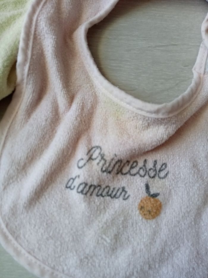 Bavoir - photo numéro 2