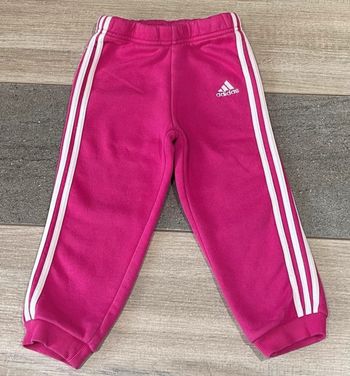 Pantalon jogging adidas rose bande blanche 18/24 mois excellent état