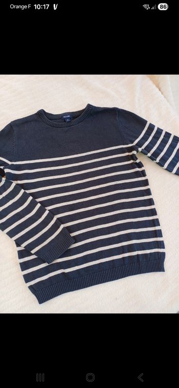 Pull taille 8 ans