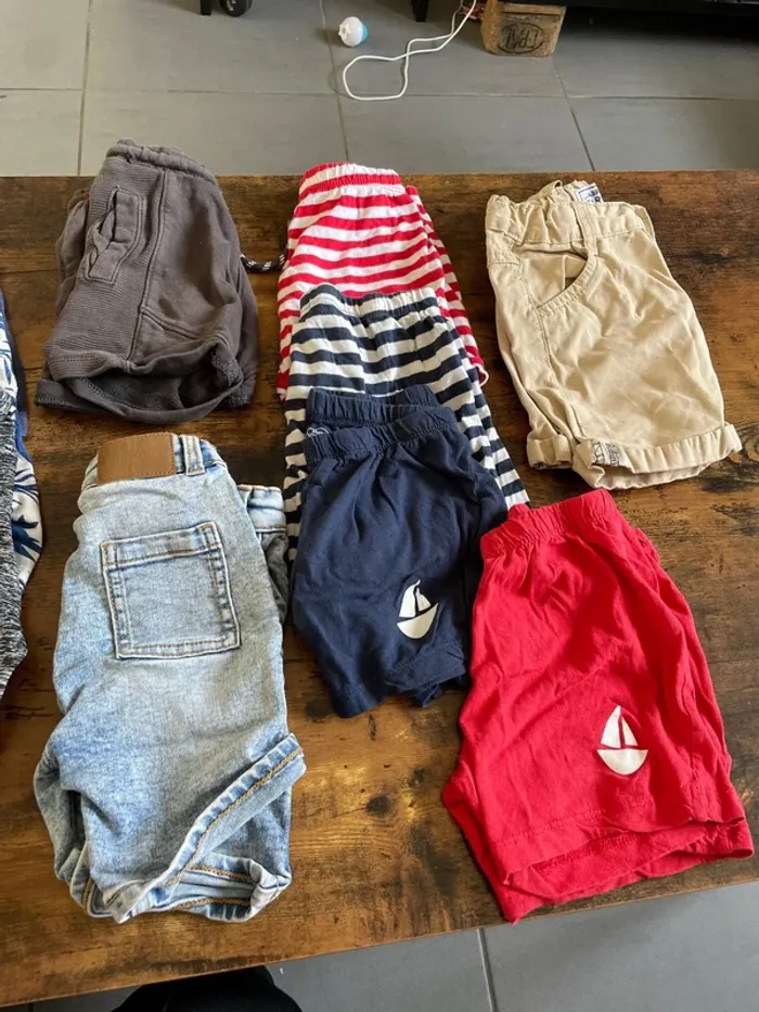 Lot de 13 shorts garçon 3 ans - photo numéro 3