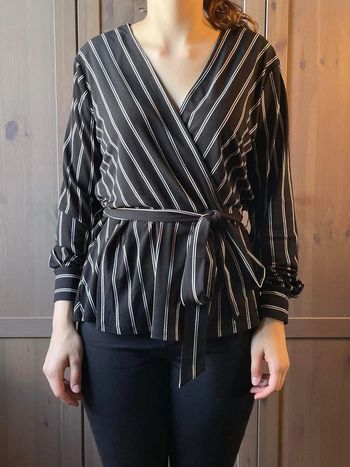 Blouse H&M ligné noir
