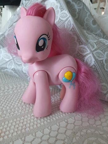 Pinkie pie little pony