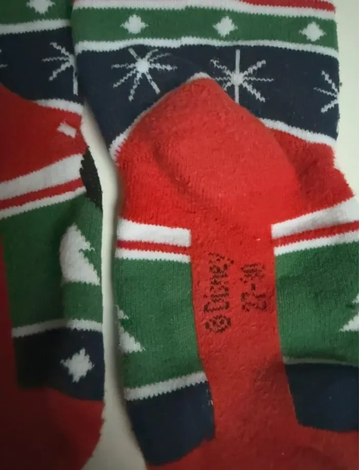 Lot de sur chaussettes chaude Mickey 27/30 - photo numéro 6