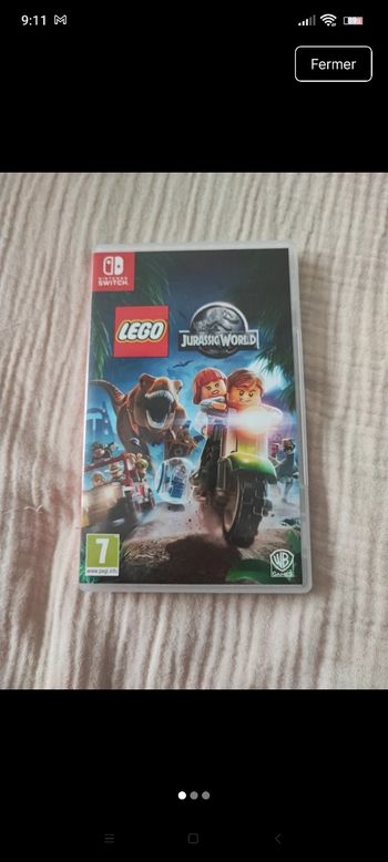 Jeu Switch lego Jurassic world.