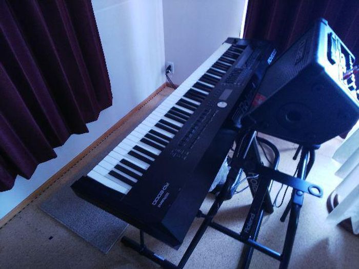 Roland RD-2000 Piano de scène numérique avec 88 touches lourdes et pédale Japon - photo numéro 5
