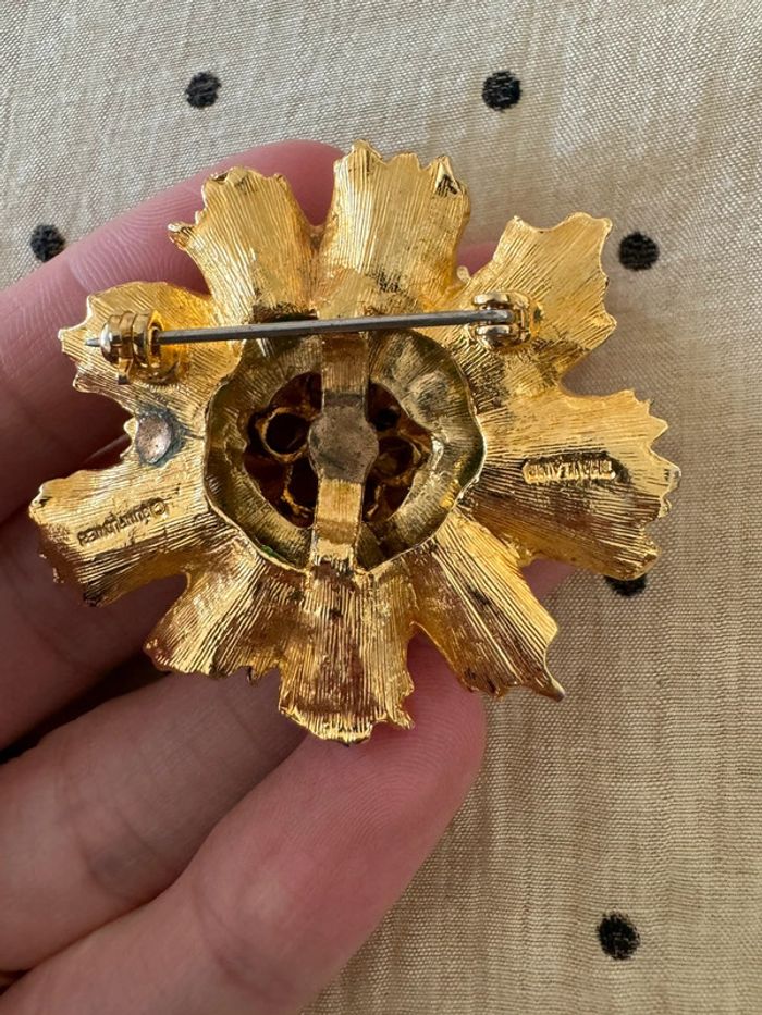 Broche - photo numéro 10