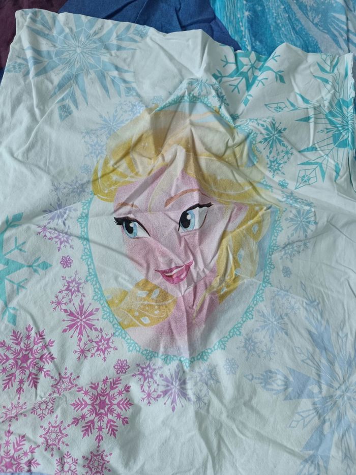 Housse de couette et taie d'oreiller - photo numéro 3