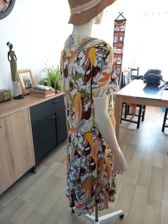 Robe T. L - photo numéro 6