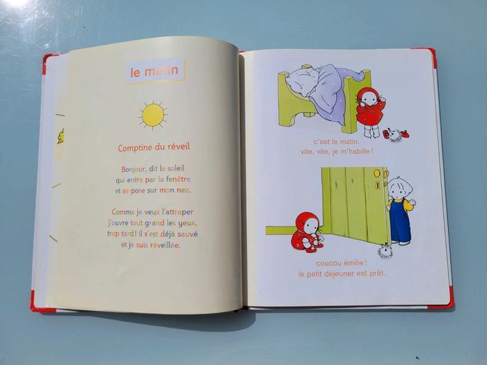 Une Journée d'Émilie, Domitille de Pressensé, Casterman (72) - photo numéro 6