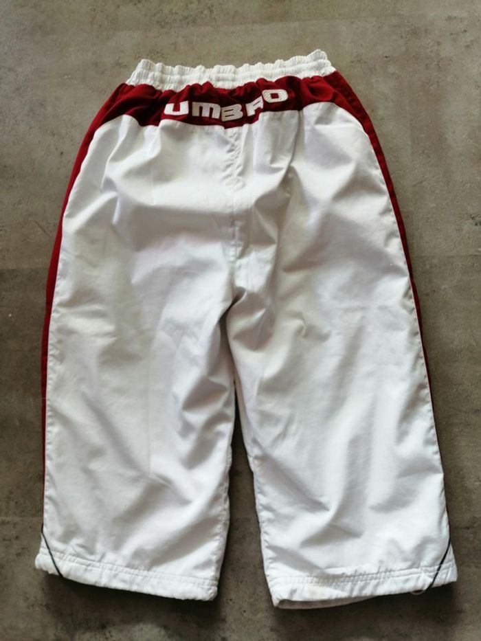 Pantacourt blanc et bleu marine doublé Taille élastiquée avec cordon 12/14 ans Umbro - photo numéro 2