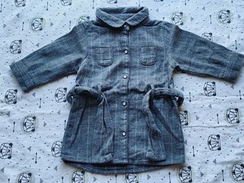 Robe avec ceinture taille 6 mois