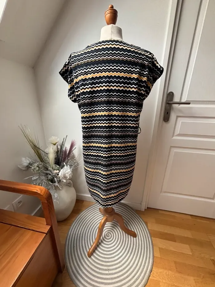 Sublime robe Edji T38 - photo numéro 7