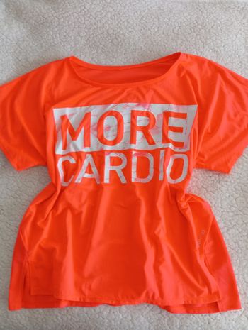 t-shirt sport