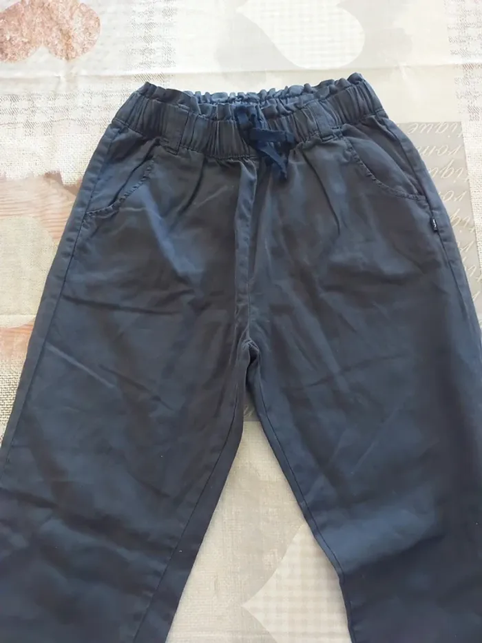 Pantalon neuf léger Okaïdi 8A - photo numéro 3