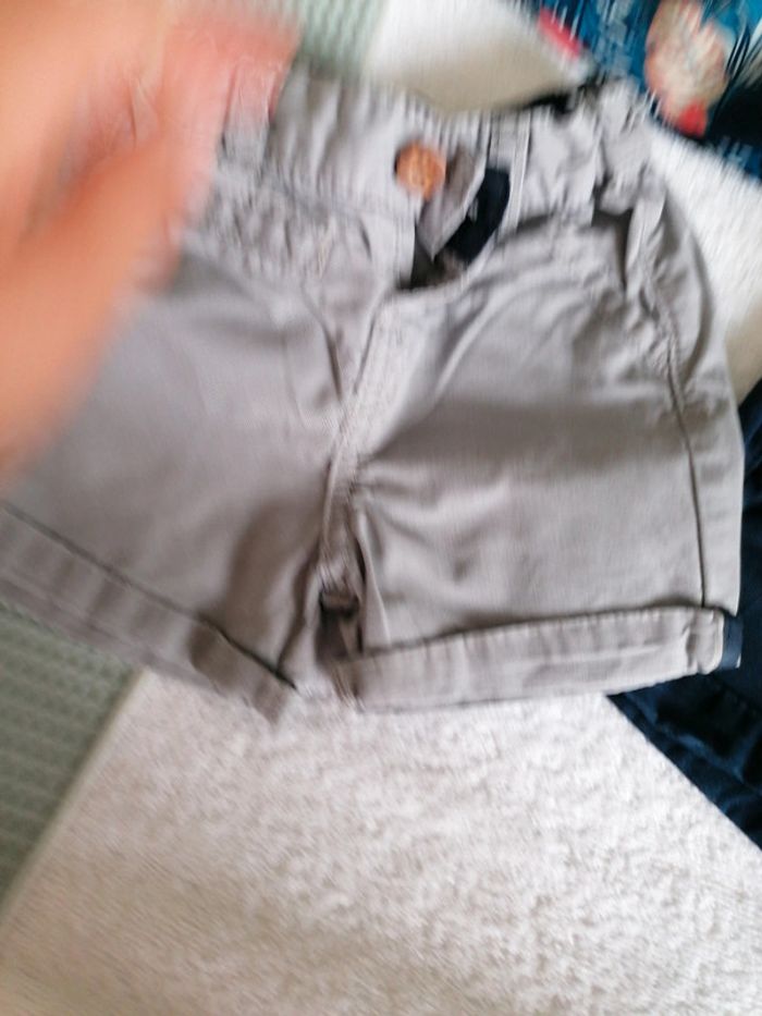 Lots 3 shorts - photo numéro 4