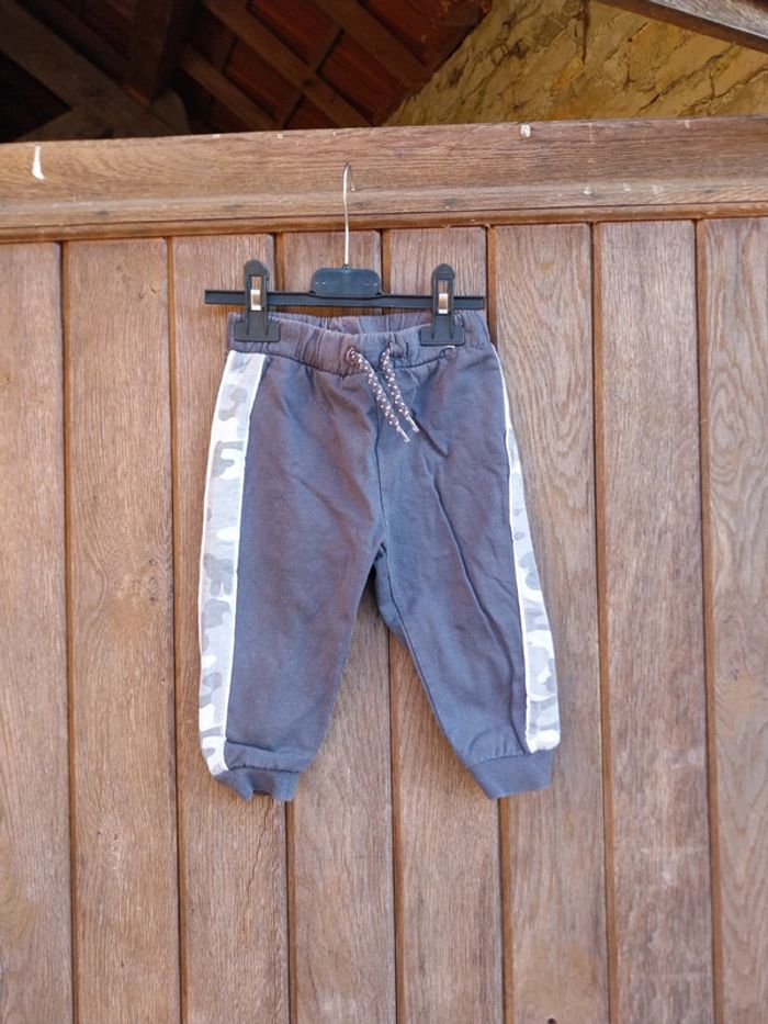Pantalon de sport bébé garçon 18 mois c&a