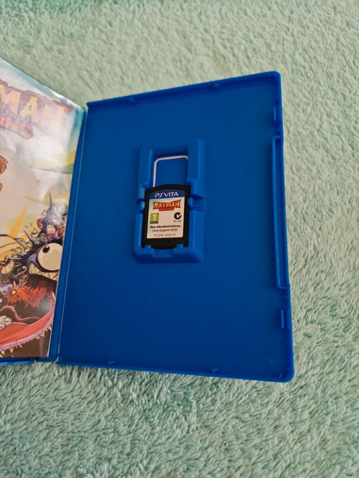 Rayman origins ps vita - photo numéro 3