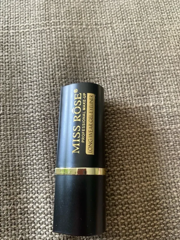 Crayon pour les yeux - photo numéro 9