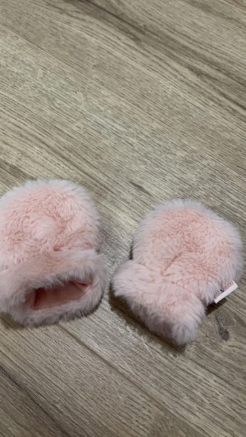 Moufles bébé 1 mois