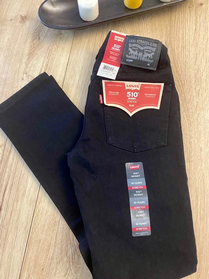 Jeans Lévi’s skinny fit 10 ans neuf