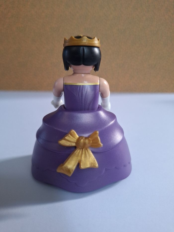 Figurine Playmobil Reine Princesse - photo numéro 2