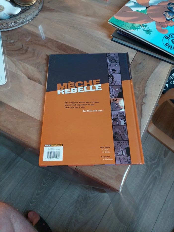 Mèche rebelle, tome 2 Alicia, de Matteo et Zidrou - photo numéro 2