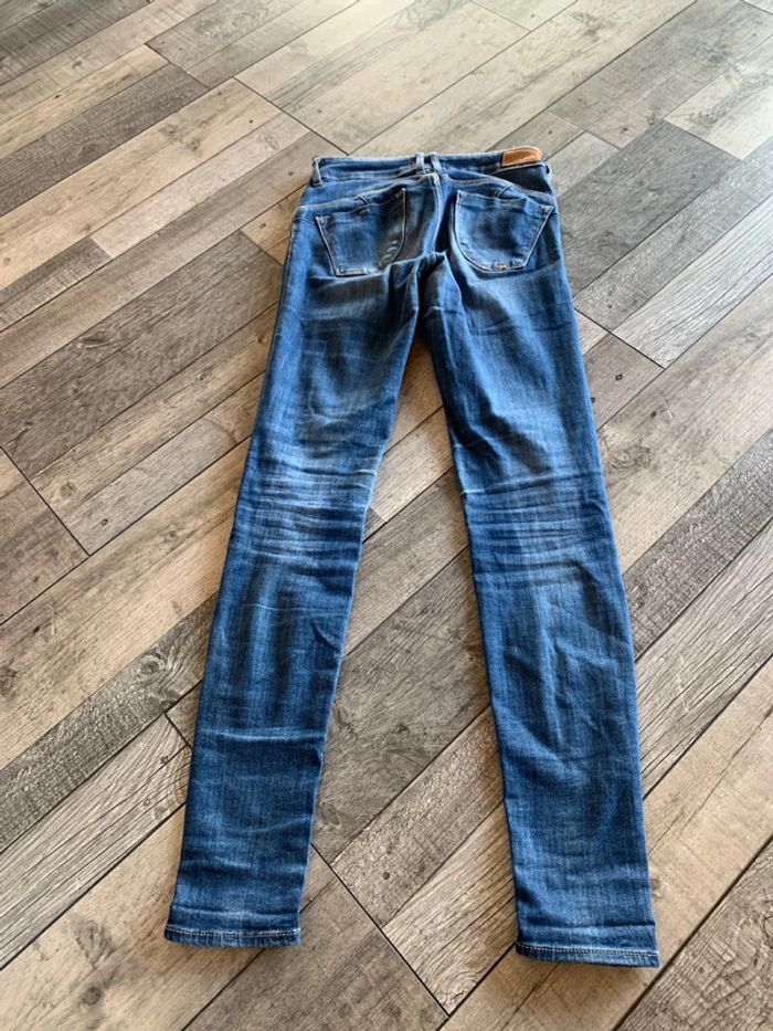 Jeans trouée 👖 - photo numéro 6