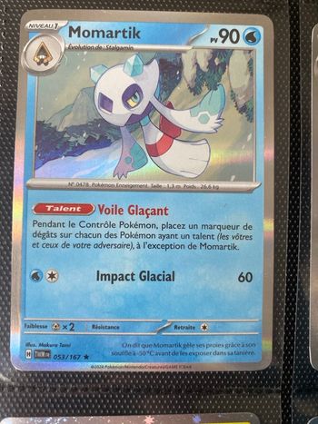 Carte Pokémon holographique neuf