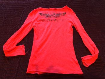 Tunisien avec tête de mort dans le dos 12 ans