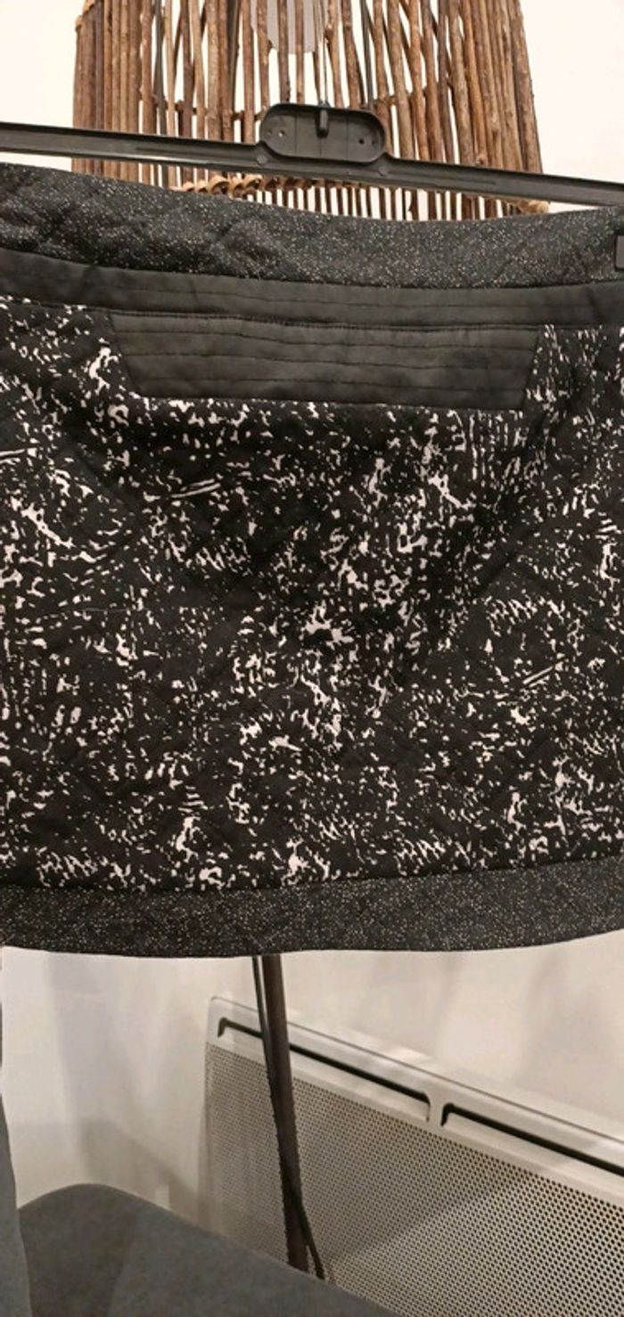 Mini jupe Pull&Bear Taille M neuve - photo numéro 7