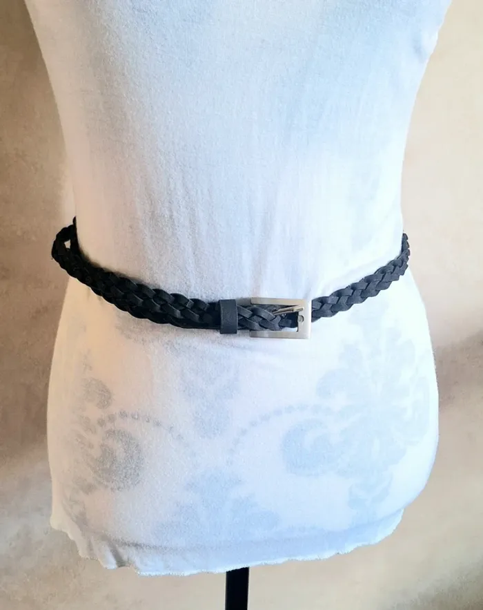 Ceinture fine femme taille réglable