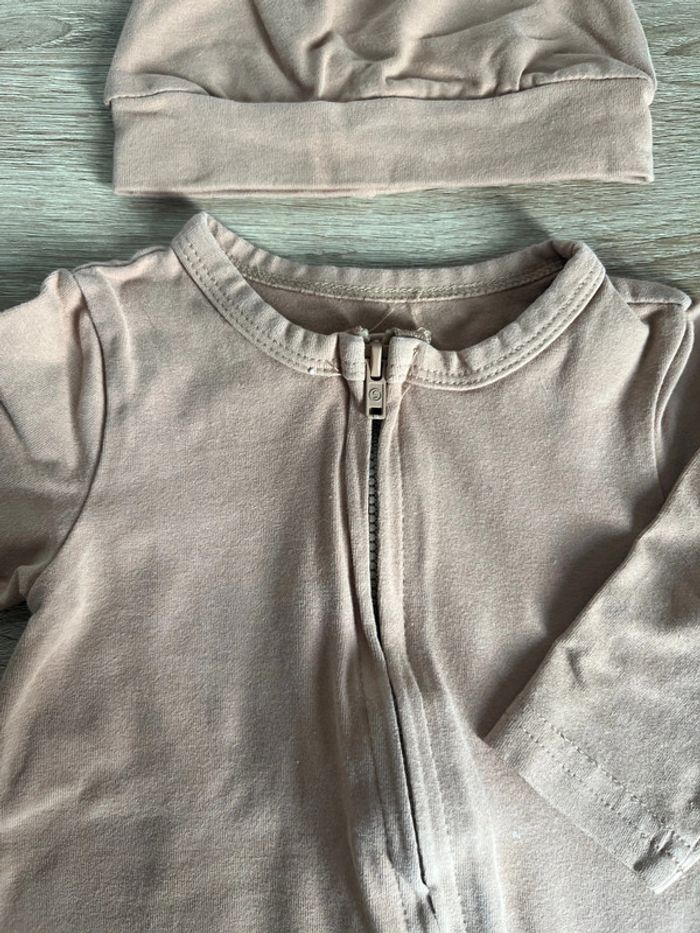 Ensemble pyjama bébé 👶🏻 - photo numéro 2